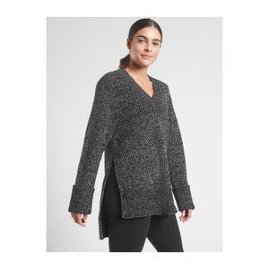 Athleta Shasta Chunky Knit V Neck Sweater size Small Wool blend Side Slits
